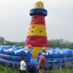 Hüpfburg Kletterturm