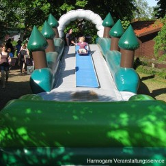 Hüpfburg Rollenrutsche